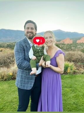 Green 6-9mo Three-Piece
Suit with Green Bow Tie